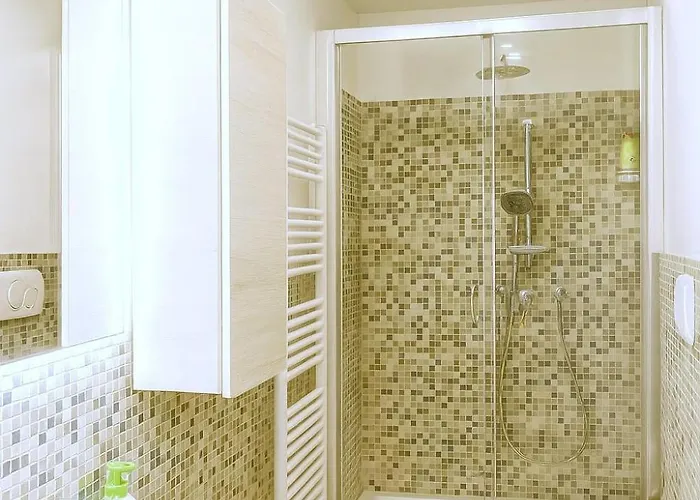 Apartamento Montenero Terme Milán