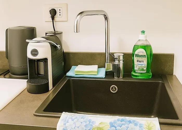 Apartamento Montenero Terme Milán